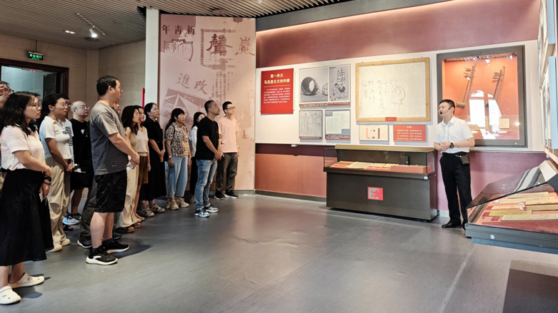 重庆财经职业学院组织全体思政课教师于7月12日至18日在福建龙岩市、厦门市开展系列培训活动。
