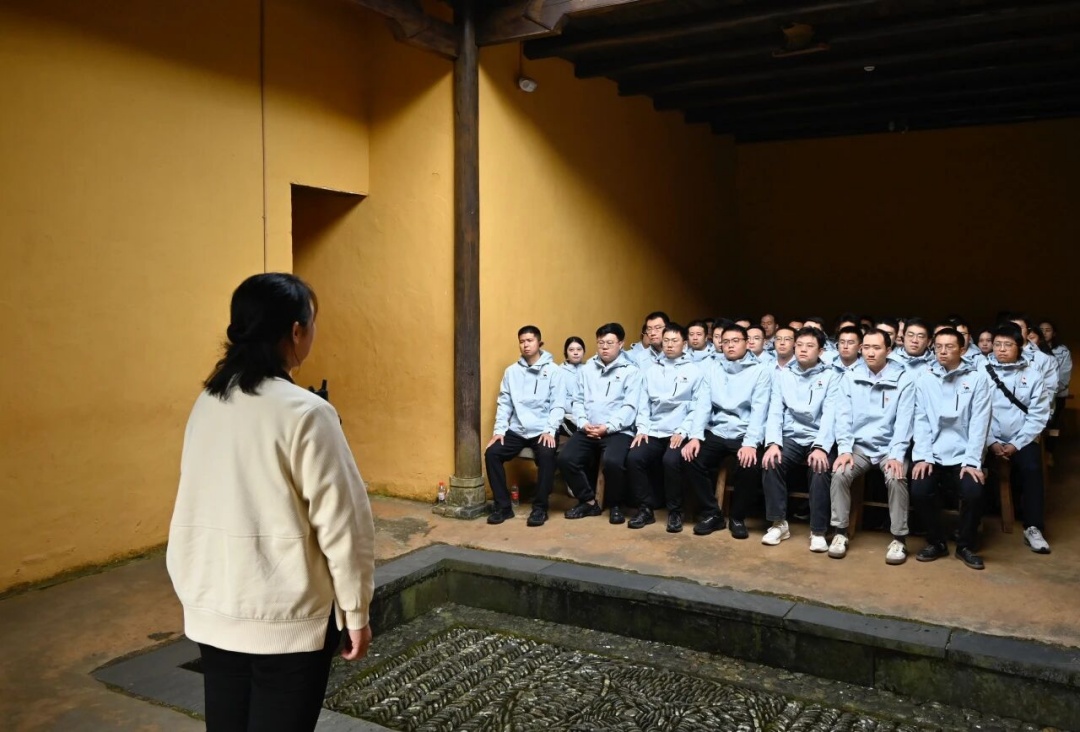 “逐光青马”井冈山红色研学——追寻伟大精神 汲取奋进力量 “逐光青马”井冈山红色研学——追寻伟大精神 汲取奋进力量