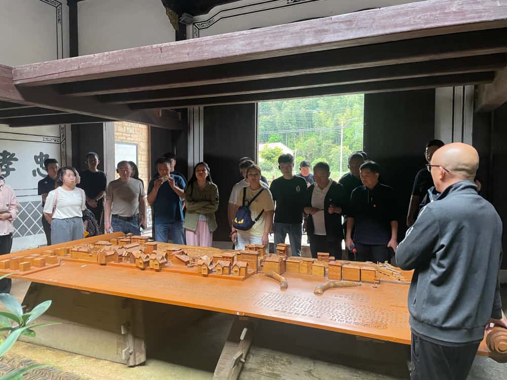 新疆金谷房地产、金谷物业井冈山红色培训班